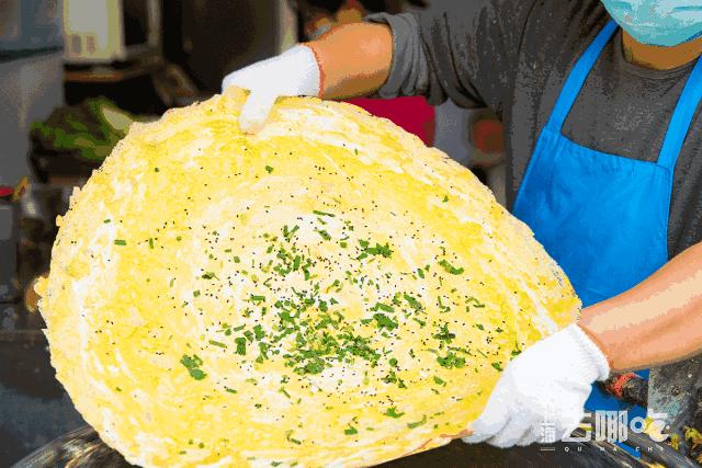 称霸徐汇5年的神级煎饼摊，学生*党**可以免排队！