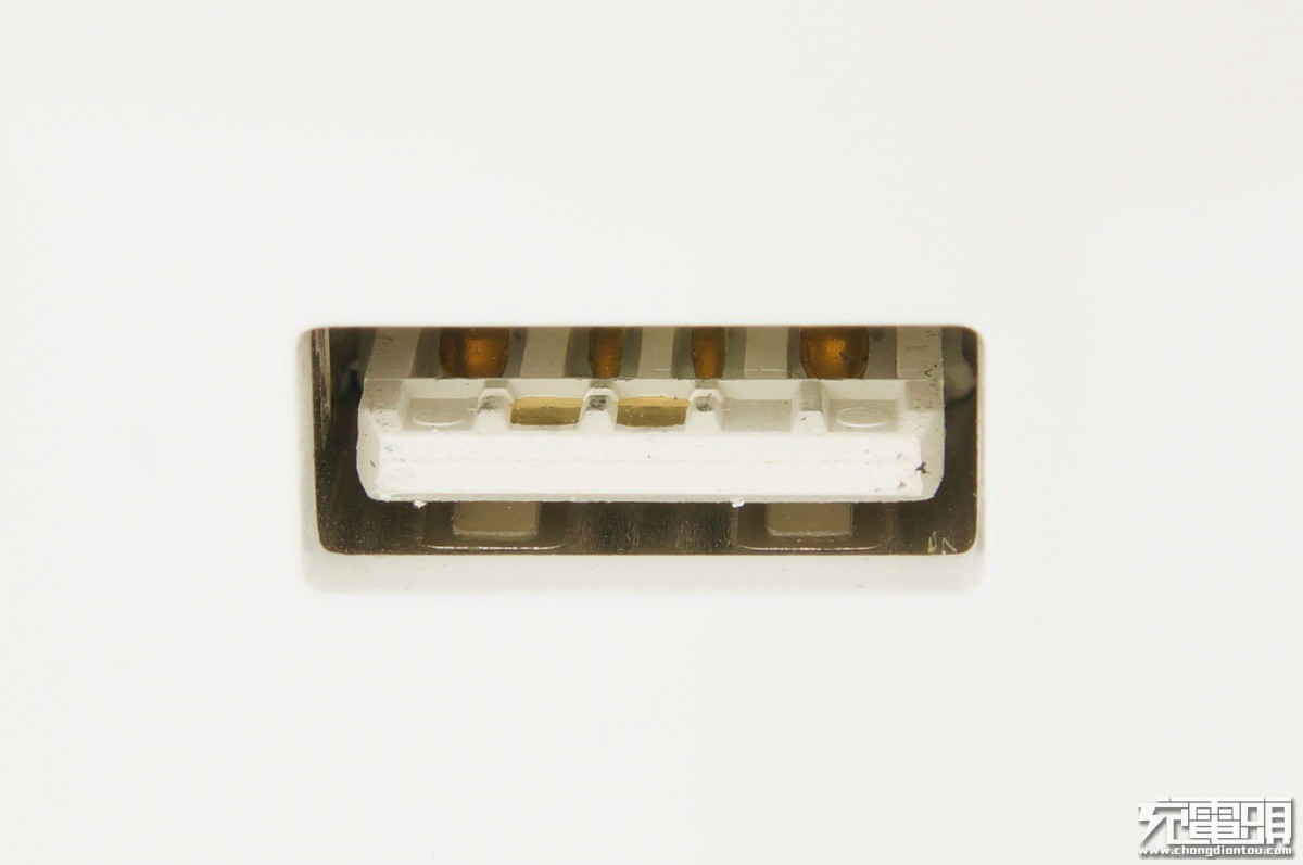 魅族充电器二换一,魅族原装充电器拆解