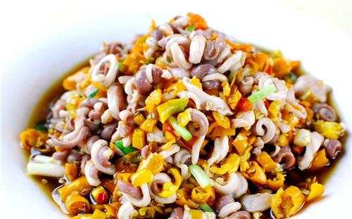 猪肚和什么菜搭配颜色好看又好吃,猪肚禁忌食物搭配