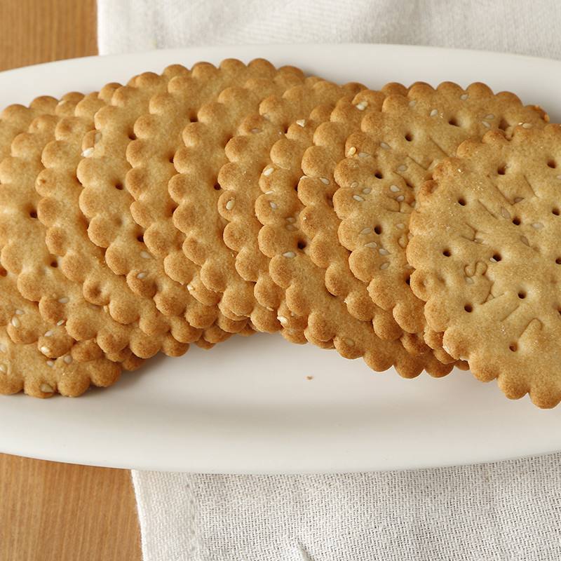 网红辣条干脆面休闲小零食8090后,8090吃过的零食图片