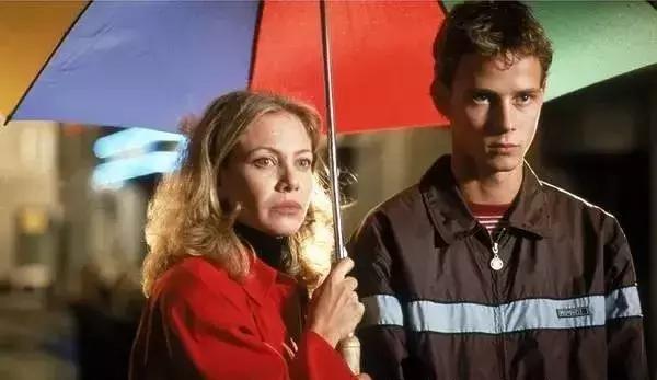 电影|《新婚姻法》:女人,你不止要有钱