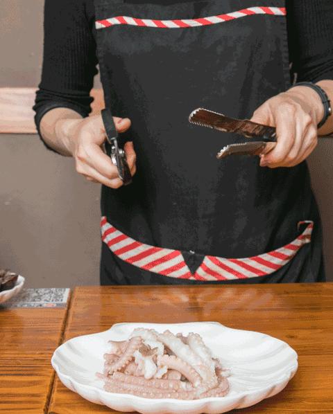 涓婃捣娲荤珷楸肩伀閿呴煩鍥借,涓婃捣闊╁浗琛楁椿绔犻奔鐏攨