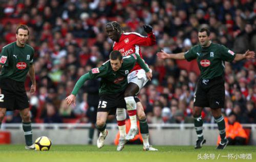 三支足球队怎么分出胜负,三支球队如何分出第123名