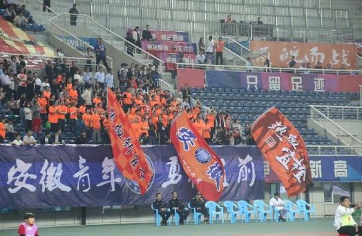 中甲联赛2-0击败广州提前一轮晋级,足协杯中甲出局