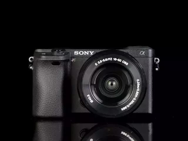 二手微单相机推荐性价比高,今年性价比最高的微单相机