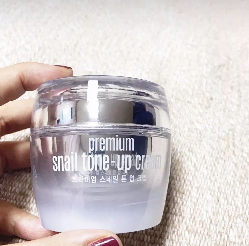 素颜霜怎么防脱妆,素颜霜比较容易脱妆吗