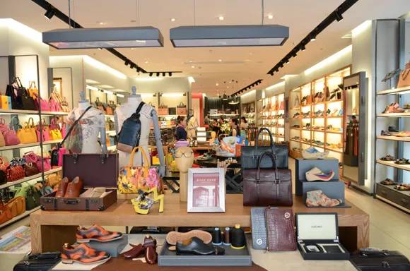 奥康羽绒服海澜之家,奥康与海澜之家