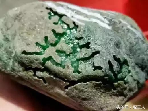缅甸翡翠为什么是最好的,为什么缅甸翡翠更好