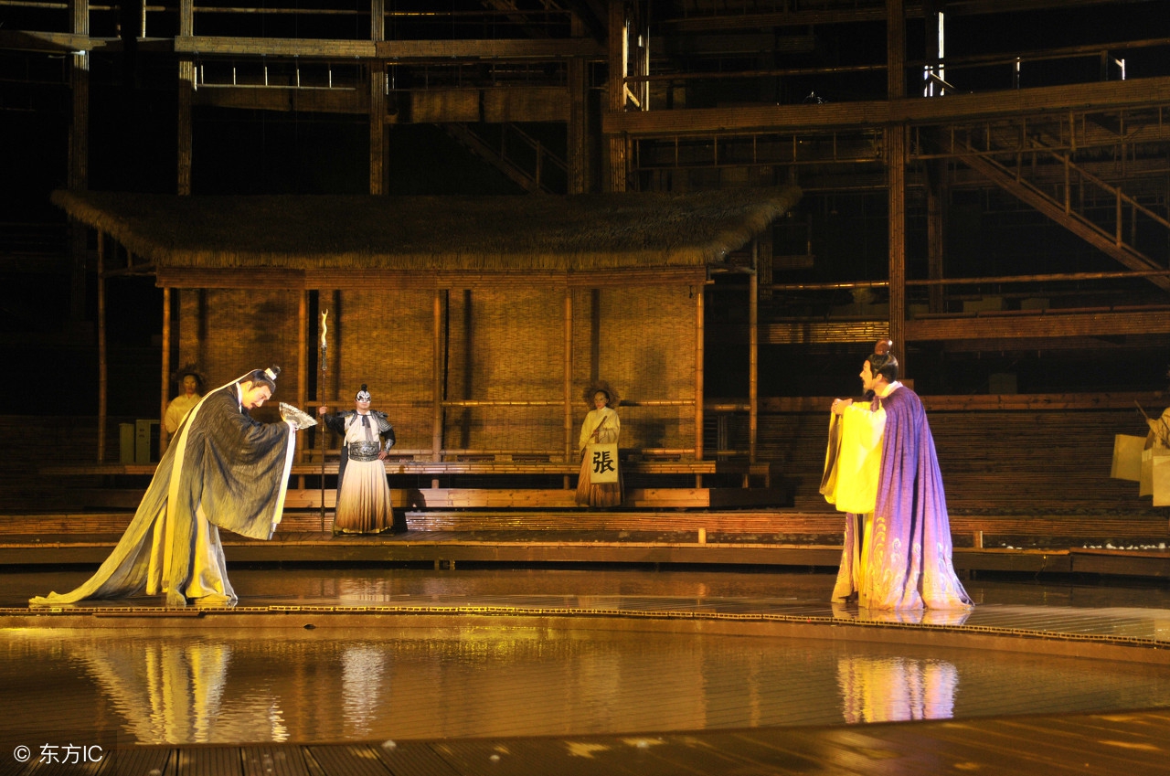 请诗友赐教下联,请赐教全文解释