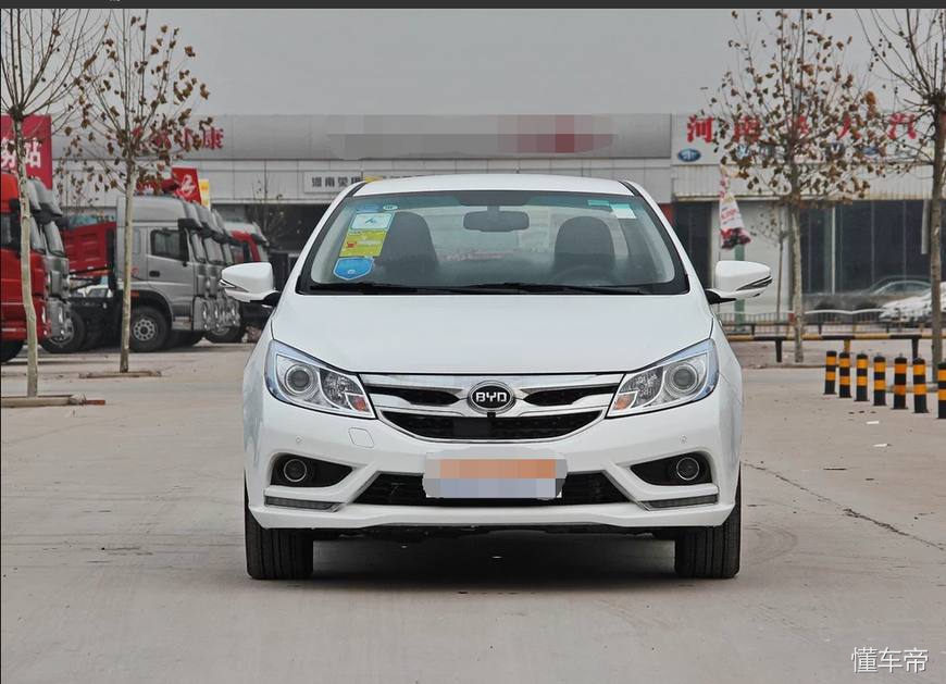 比亚迪速锐驾驶,比亚迪速锐第一人称视角驾驶