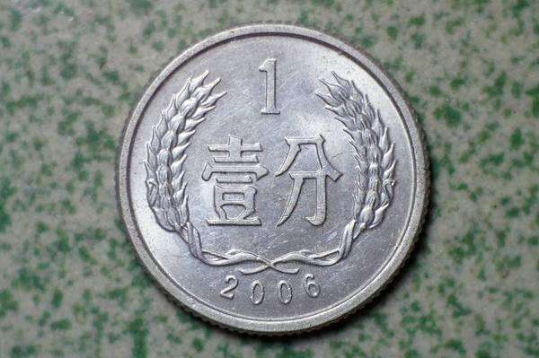 女朋友买贵的化妆品,女朋友买很贵的护肤品怎么反驳