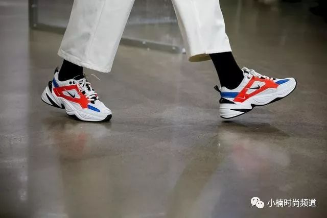 nike前后气垫实战球鞋,能变向耐磨防滑缓震好的球鞋nike