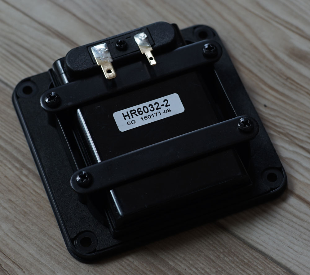 洛曼之声Emotiva 6S有源音箱！同级别性价比非常高的音箱