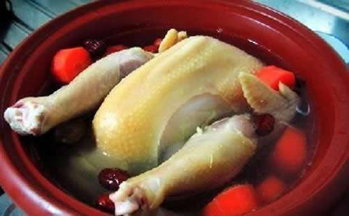 长期月经量多经期长吃什么调理,月经量少怎么办吃什么调理比较好