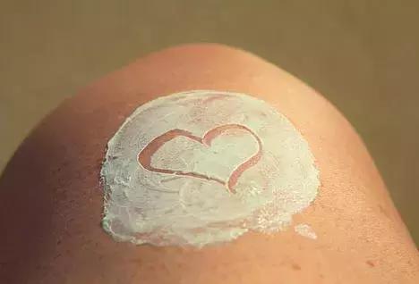 自制护肤品去皱纹效果好吗,皮肤专家教你一块钱自制护肤品