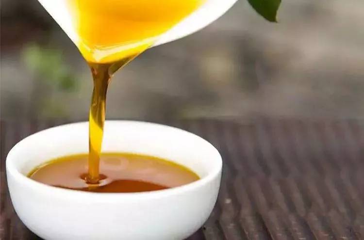 食用油花生油菜籽油大豆油,食用大豆油花生油菜籽油哪个好呢