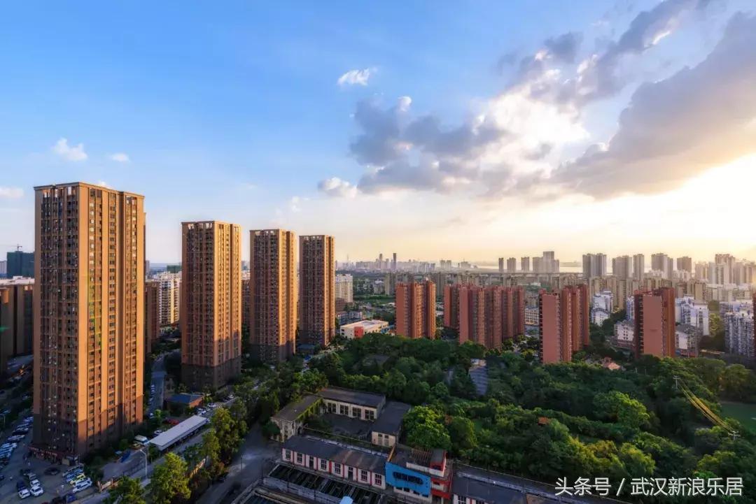 武汉市房价暴跌,武汉房价暴跌还会大拆迁吗