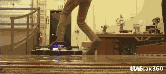 怎么让滑板单个轮子立起来滑行,滑板没有闪光轮