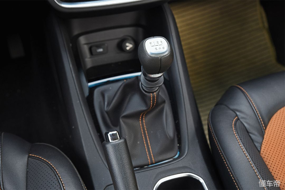 宏光suv新款多少钱,6万元左右的suv五菱宏光s