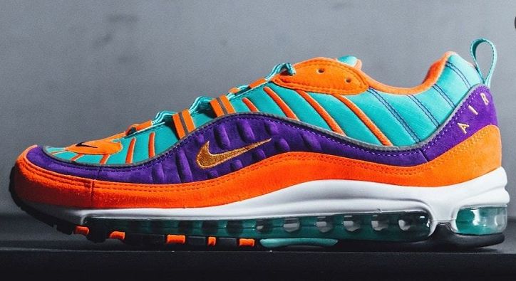 绿松石颜色最深会变多深,绿松石色的最佳搭配颜色