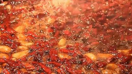 贵州羊肉米线辣椒油做法,辣椒油怎么熬制好吃