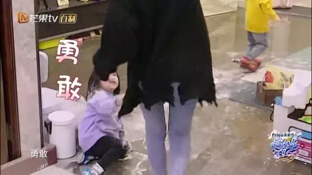 妈妈是超人3霍思燕去考试,妈妈是超人霍思燕当姥姥