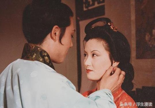 红楼梦第三集王熙凤怼人,大白话红楼王熙凤