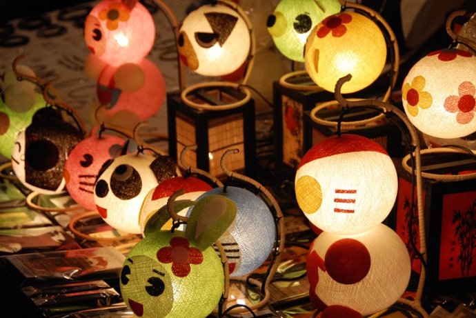 清迈星期日最大的夜市,清迈最大的露天夜市