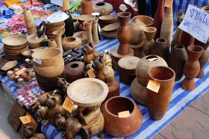 清迈星期日最大的夜市,清迈最大的露天夜市