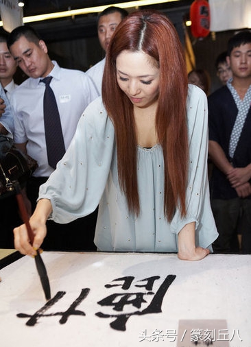 用亲身经历说明练书法的益处,练习书法是养生的方法