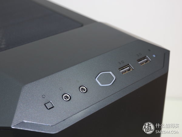 Zen+启动！船新组合RyzenR72700X+华硕ROGX470F—RGB开箱