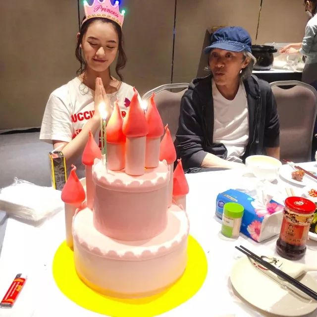 把小猪佩奇纹在身上,小猪佩奇身上纹的梗出处