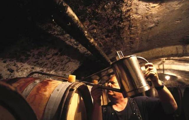 中国红酒供销网——爱喝红酒的你最好都知道!