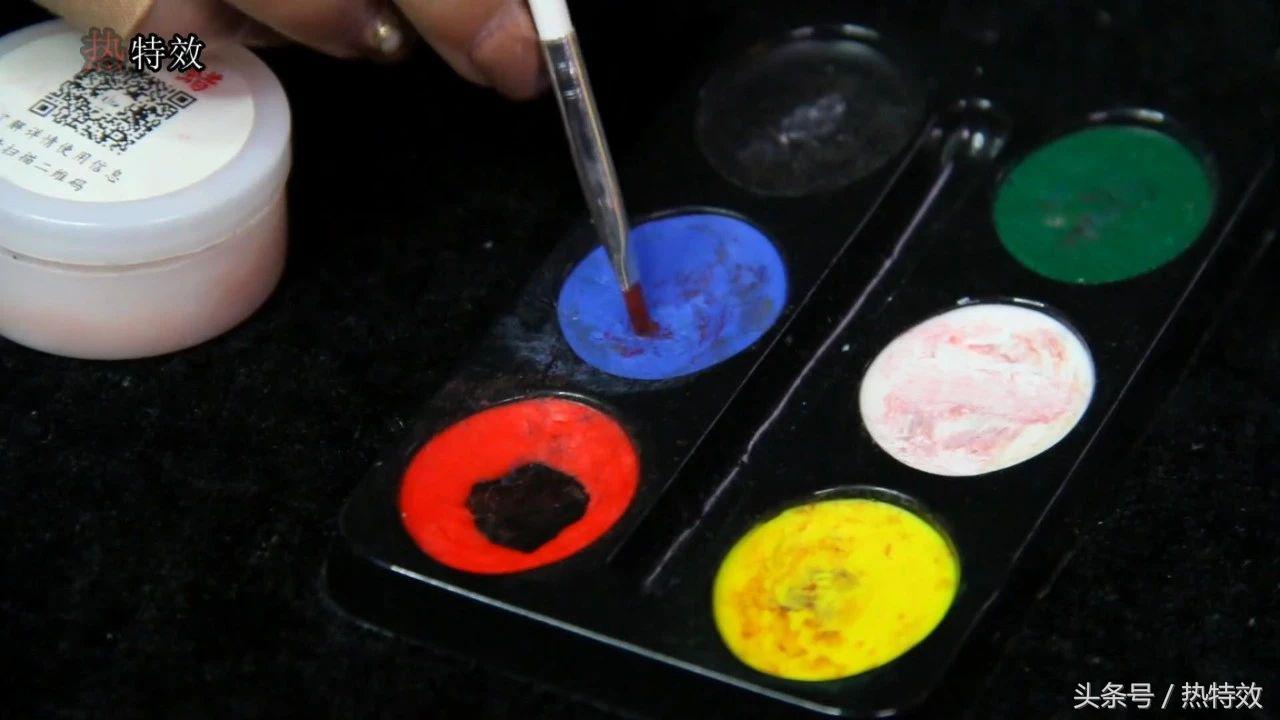 怎样把螺丝钉拧进去,螺丝钉怎么插进手背上