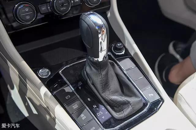 2018北京车展新车快评大众新朗逸,新款朗逸实车测评