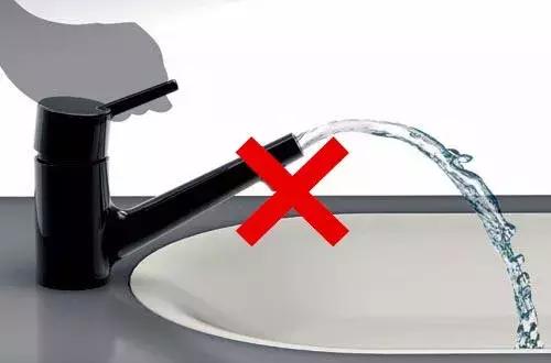 真正的珍珠耳环不变色,珍珠佩戴后变得更有光泽了