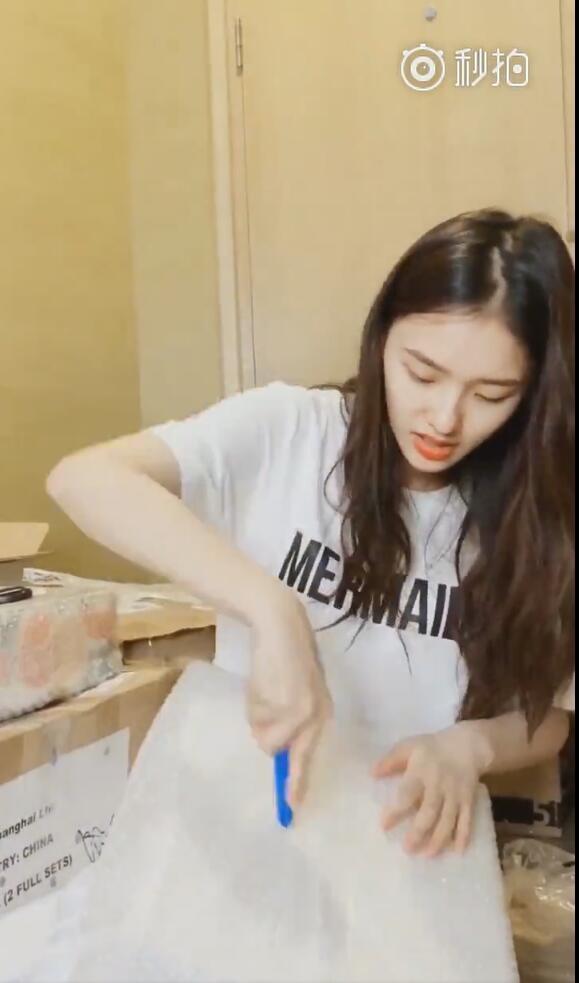 范冰冰自创美容仪价格,范冰冰都送了谁美容仪