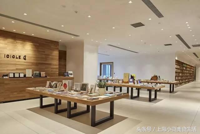 读书季让我们一起走进书香,读书环境优美的书店