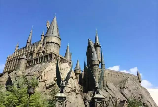 还出什么国？去了易县，等于去了全世界，不信你看！