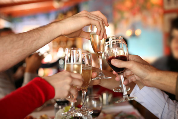 四个小窍门拒绝水肿脸,有什么快速去脸水肿的办法