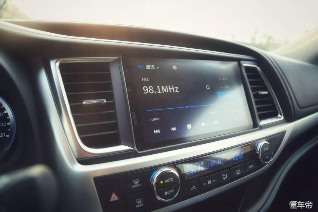 2021款广汽丰田汉兰达增配不加价,2022款汉兰达2.5双擎提车加价