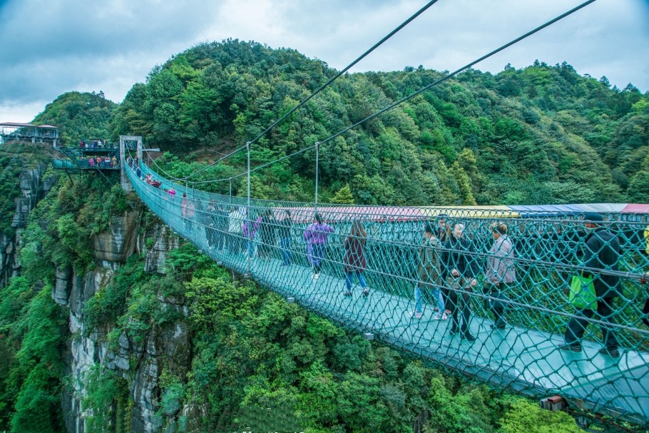 假如生活没精神怎么办，你需要来重庆奥陶纪受点冲击