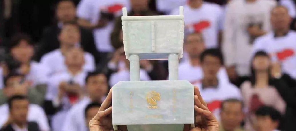 都说CBA奖杯是淘宝同款！可你知道CBA冠军奖杯是无价之宝吗？
