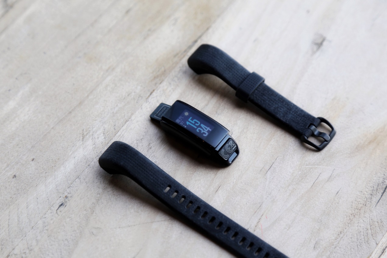 功能全的智能手环,功能最好的运动手环