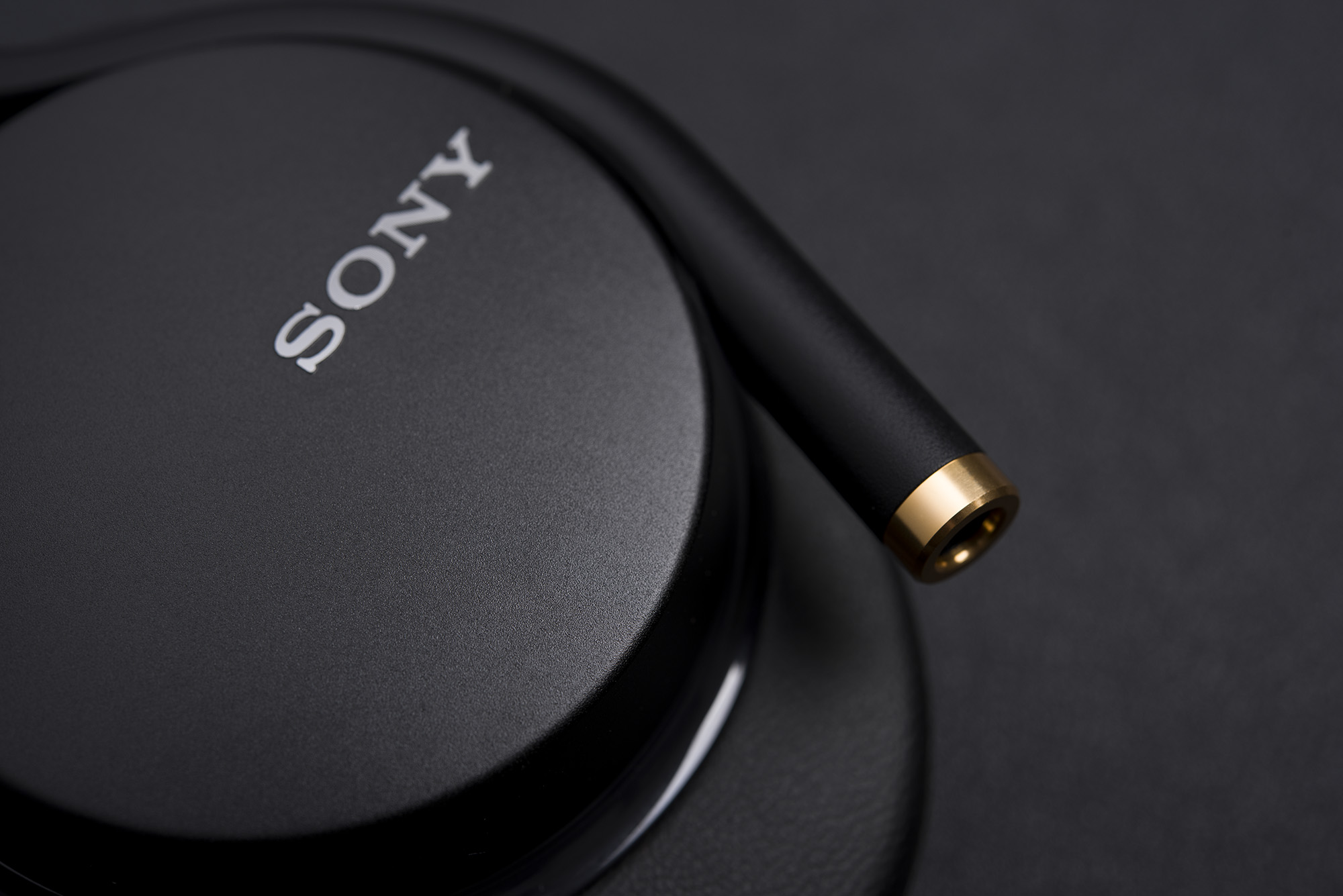 索尼sonymdr-1am2头戴式耳机,索尼MDR-1AM2耳机