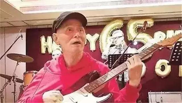 黄飞鸿之铁鸡斗蜈蚣幕后故事,黄飞鸿之铁鸡斗蜈蚣四个女人现状