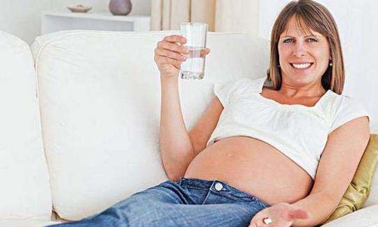 意外怀孕没吃叶酸怎么办,孕早期叶酸低风险如何补叶酸