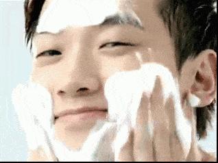 什么牌子防晒隔离适合敏感肌,敏感肌怎么选防晒不假白