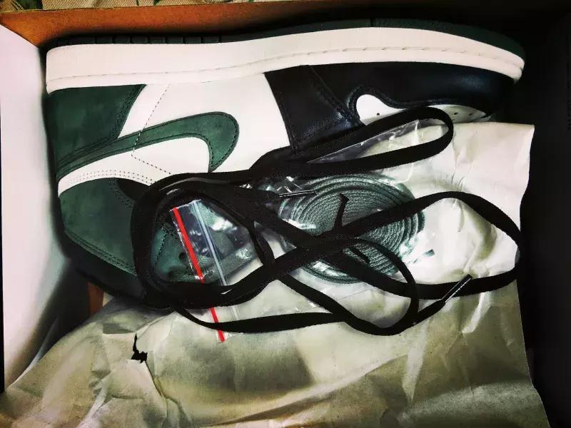 aj1dutchgreen开箱,aj1黑橙脚趾开箱