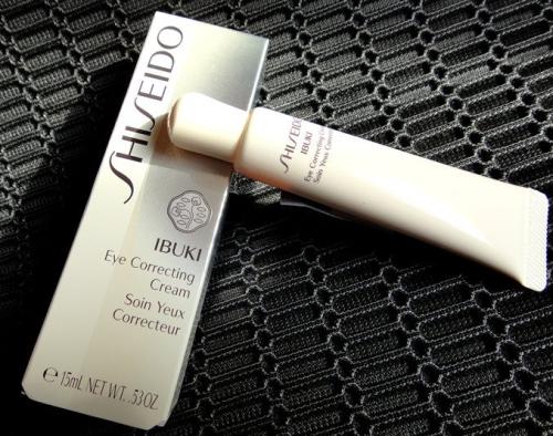 保湿效果好的眼霜推荐,推荐适合四十岁用的保湿抗皱眼霜